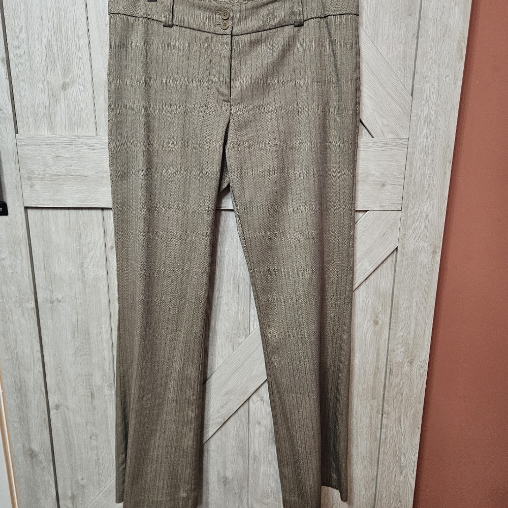 New York & Company Taupe Herringbone Dress Pants Size 10 Average